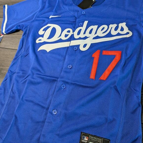 Shoehei Ohtani #17 Blue 2024 Los Angeles Dodgers Baseball Jersey - Picture 3 of 3